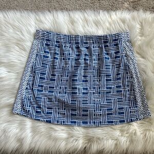 J McLaughlin Blue and White Patterned Women's Skirt